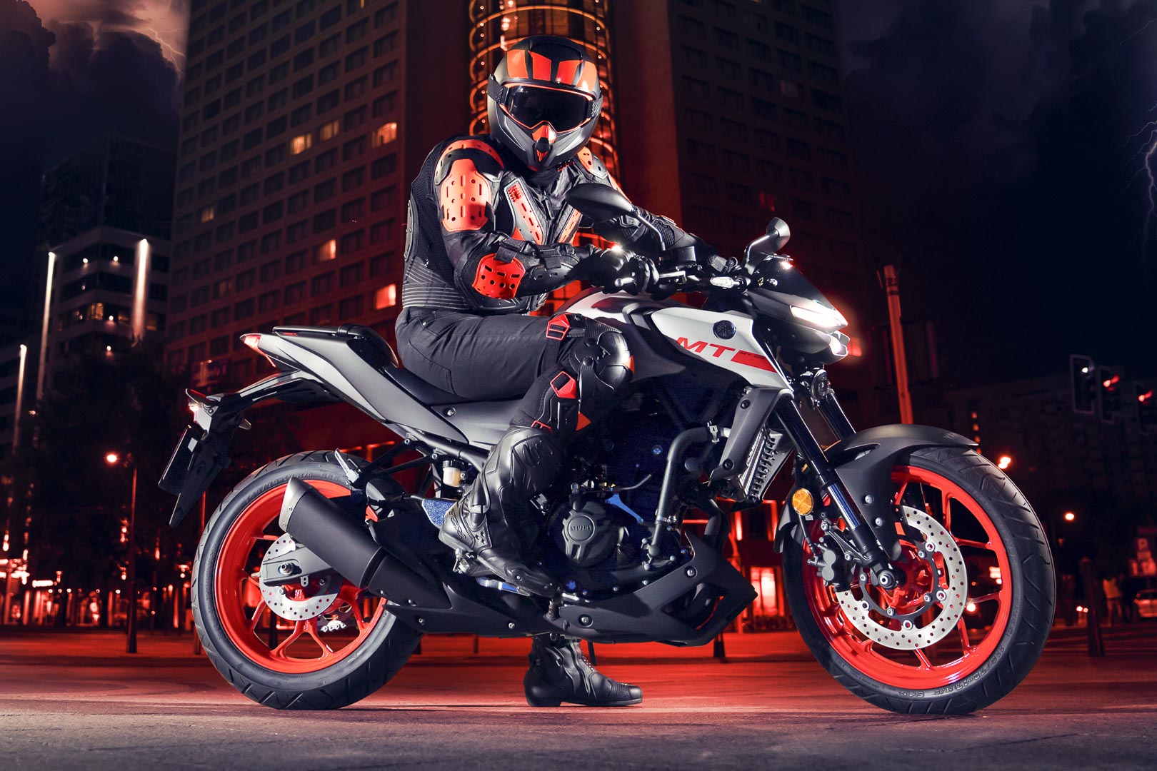 Yamaha MT-03 2020 ra mắt với diện mạo mới đầy ấn tượng