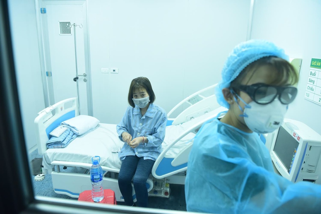 Việt Nam có thêm 2 ca dương tính với virus corona