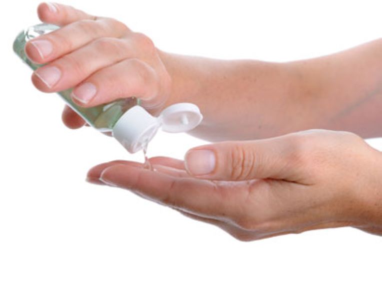 Công thức pha nước rửa tay khô với nguyên liệu an toàn, rẻ và dễ kiếm