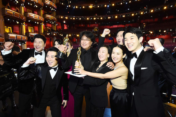 Parasite đại thắng Oscar: Trọn vẹn giấc mơ xứ Hàn