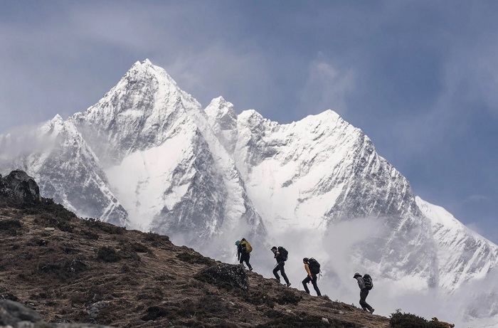 Hạt vi nhựa đã “leo” lên gần đỉnh Everest gây ô nhiễm