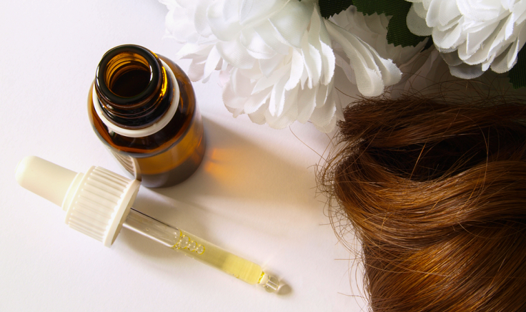 Điểm danh những loại tinh dầu hỗ trợ mọc tóc hiệu quả