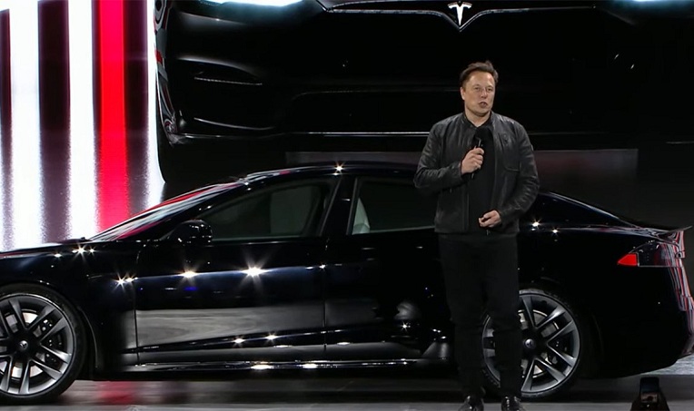 Tesla Model S Plaid ra mắt người dùng sau nhiều tranh cãi