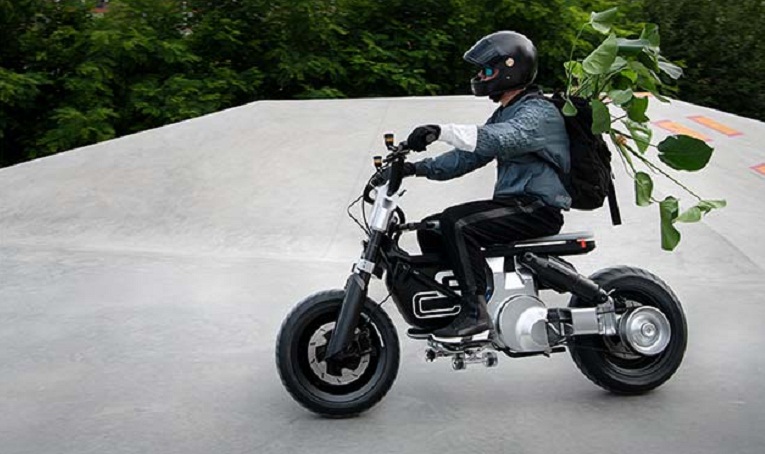 BMW Motorrad ra mắt xe máy điện CE02 Concept