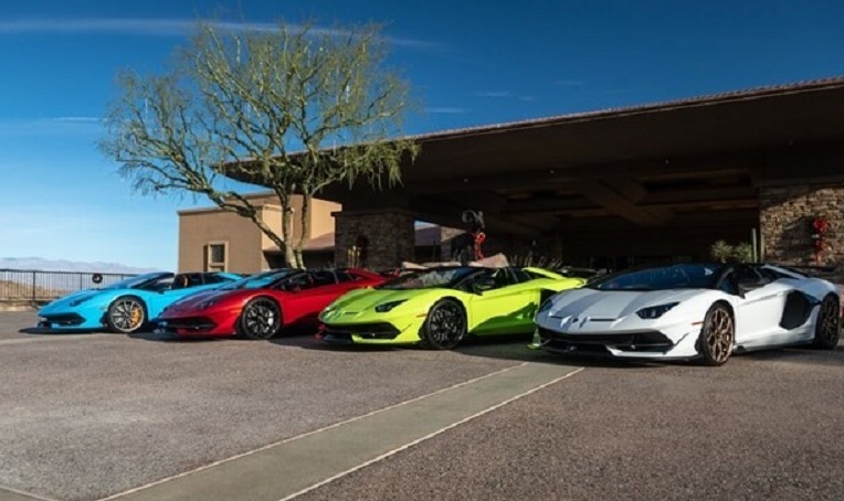 Lamborghini lập dấu mốc mới về lượng xe tiêu thụ