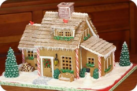 Ngắm nhà bánh trên bàn tiệc Giáng Sinh