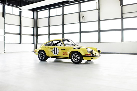 Sự trở lại của mẫu xe đua huyền thoại Porsche 911 2.5 S/T
