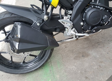 Nakedbike Yamaha TFX 150 với dàn phụ kiện hút mắt biker trẻ
